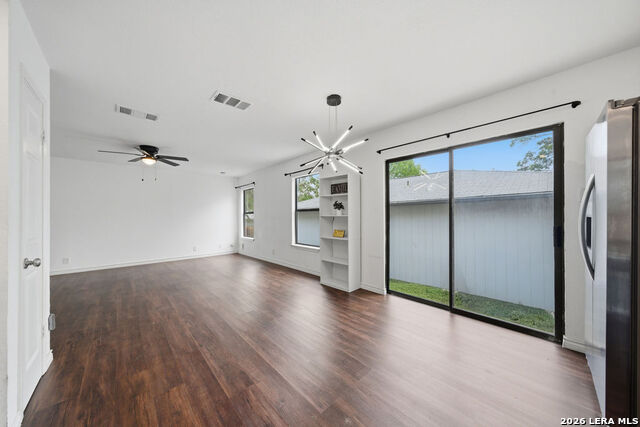 Image 10 of 23 For 13039 Chimney Oak