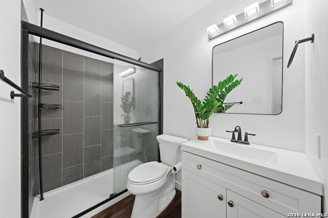 Image 16 of 23 For 13039 Chimney Oak