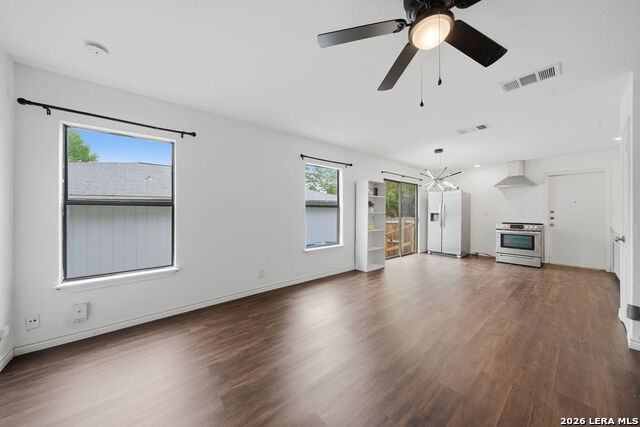 Image 4 of 23 For 13039 Chimney Oak