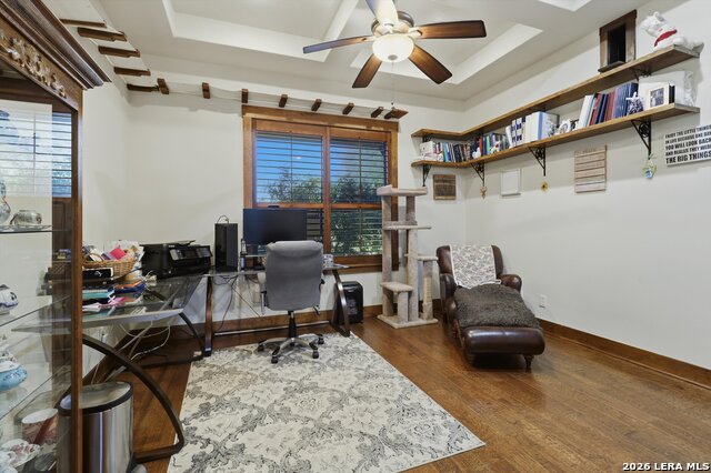 Image 11 of 39 For 439 Mystic Pkwy