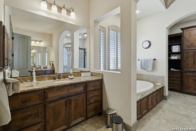 Image 18 of 39 For 439 Mystic Pkwy