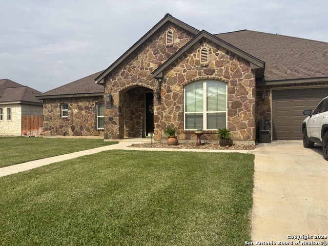 Image 2 of 55 For 104 Park View