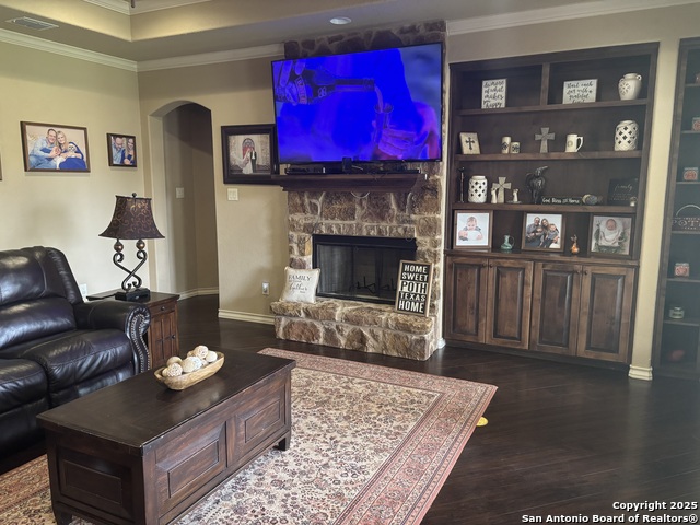 Image 9 of 55 For 104 Park View