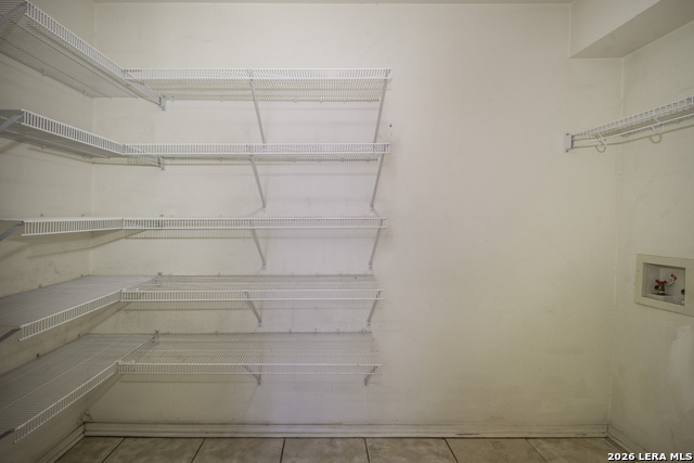 Image 10 of 33 For 7127 Still Hollow