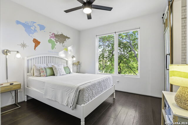 Listing photo id 29 for 130 Clay  