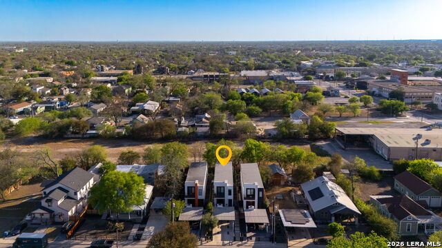 Listing photo id 37 for 130 Clay  