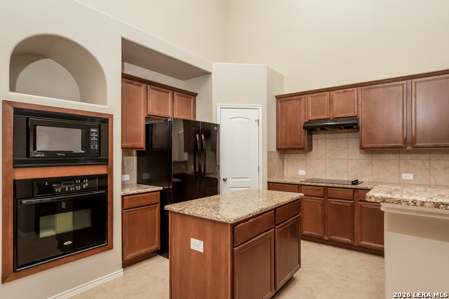 Image 10 of 15 For 27007 Trinity Bend