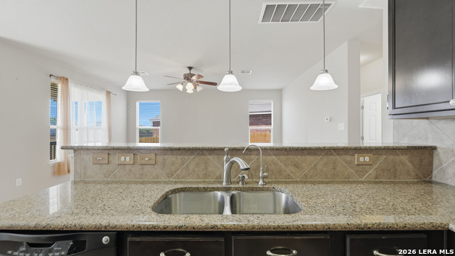 Image 11 of 27 For 305 Hazeltine Way