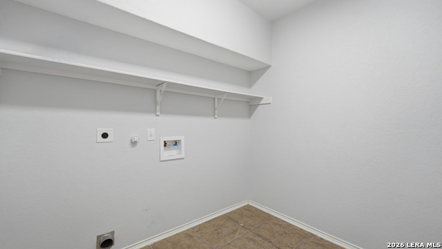 Image 13 of 27 For 305 Hazeltine Way