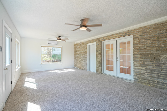 Image 10 of 29 For 3934 Southport