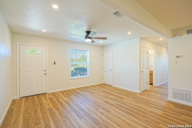 Image 2 of 29 For 3934 Southport