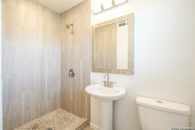 Image 23 of 29 For 3934 Southport