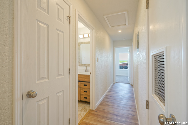 Image 4 of 29 For 3934 Southport