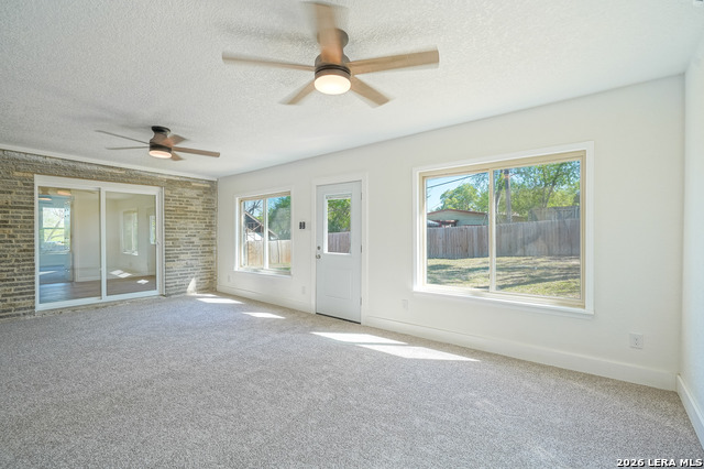 Image 9 of 29 For 3934 Southport