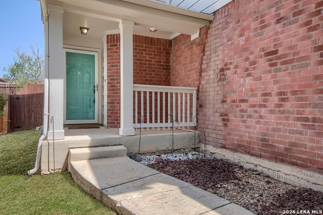 Image 5 of 28 For 16010 Dominic Pl