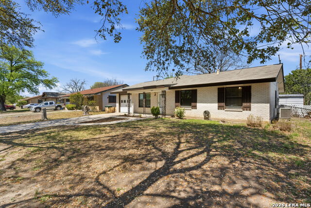 Image 2 of 25 For 5167 Village