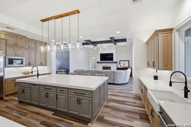 Image 21 of 50 For 321 Vista View Place