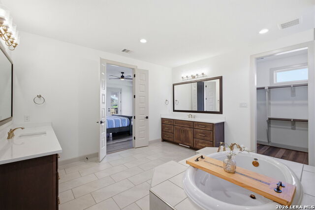 Image 35 of 50 For 321 Vista View Place