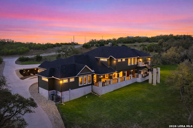 Image 9 of 50 For 321 Vista View Place