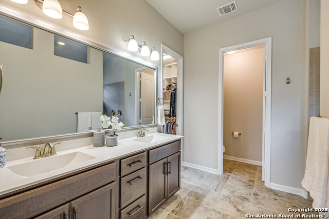 Image 15 of 28 For 21 Mariposa Pkwy