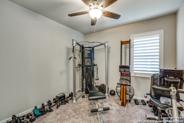 Image 21 of 28 For 21 Mariposa Pkwy