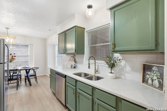 Image 12 of 26 For 4706 Esterbrook