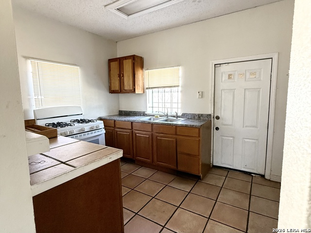 Image 4 of 14 For 339 Ceralvo  