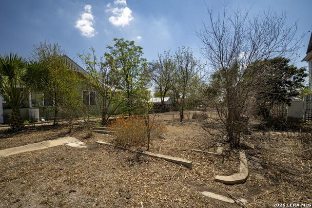 Image 13 of 42 For 810 Mason  