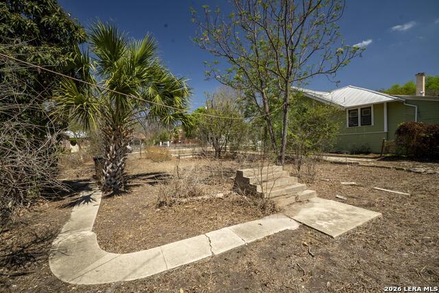 Image 20 of 42 For 810 Mason  