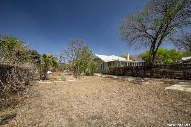 Image 23 of 42 For 810 Mason  