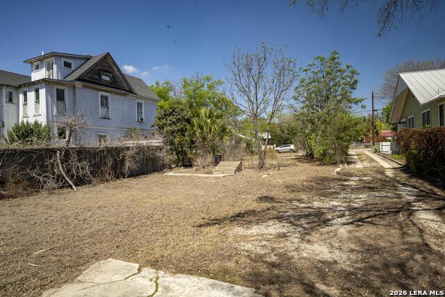 Image 28 of 42 For 810 Mason  