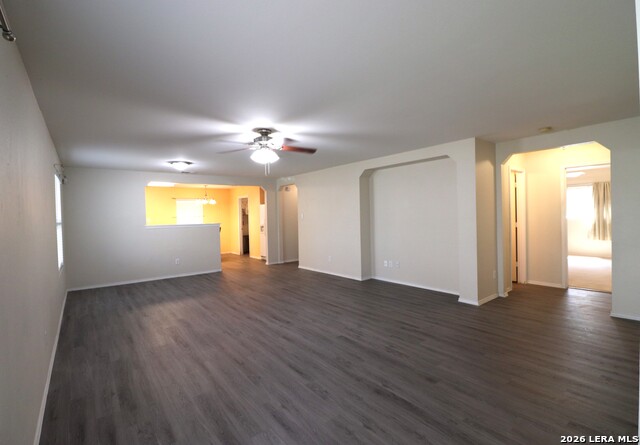 Image 4 of 21 For 137 Willow Brook