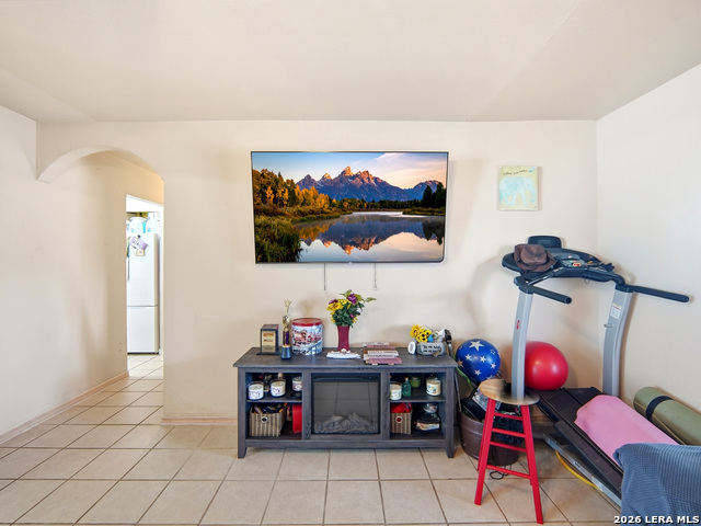 Image 6 of 25 For 179 Howle Ave