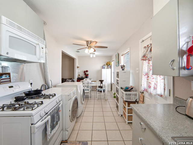 Image 9 of 25 For 179 Howle Ave