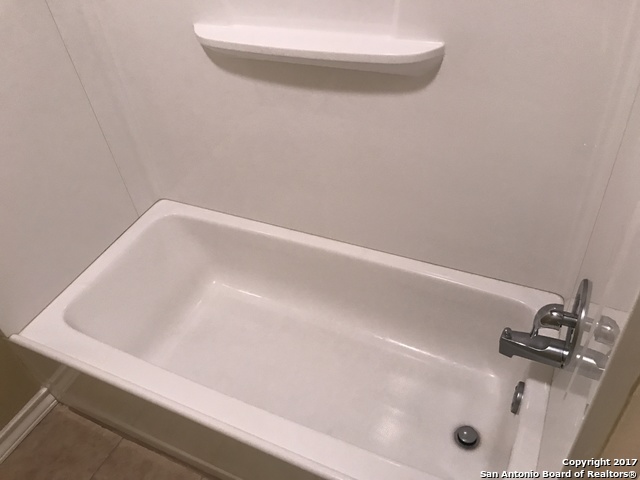 Image 6 of 17 For 1403 Loma Alto  3