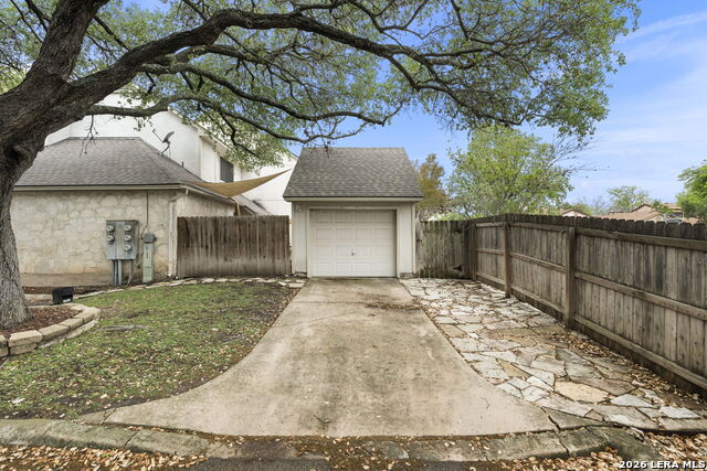 Image 22 of 29 For 13019 Trent  