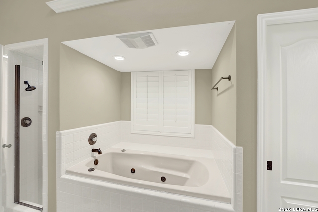 Image 22 of 40 For 1512 Oak Tree Cir