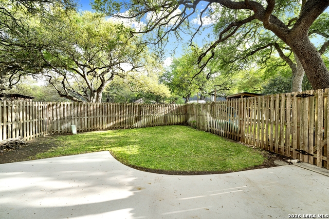 Image 34 of 40 For 1512 Oak Tree Cir