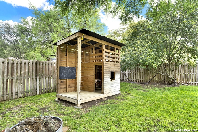 Image 40 of 40 For 1512 Oak Tree Cir