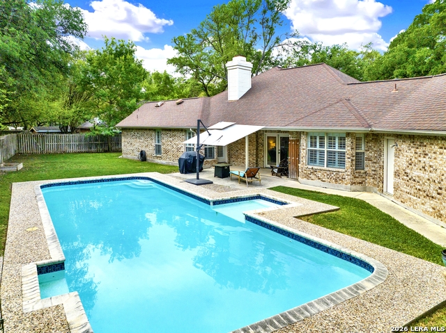 Image 5 of 40 For 1512 Oak Tree Cir