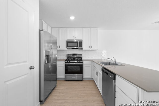 Image 6 of 23 For 8523 Astral Place