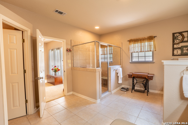 Image 11 of 25 For 115 Stonegate North