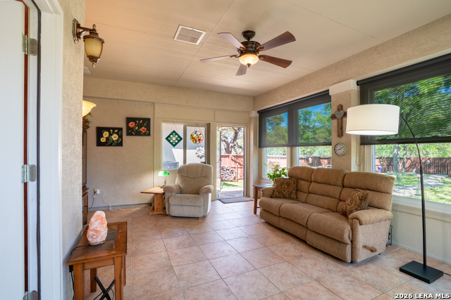 Image 16 of 25 For 115 Stonegate North