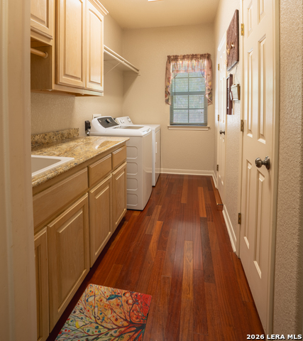 Image 18 of 25 For 115 Stonegate North