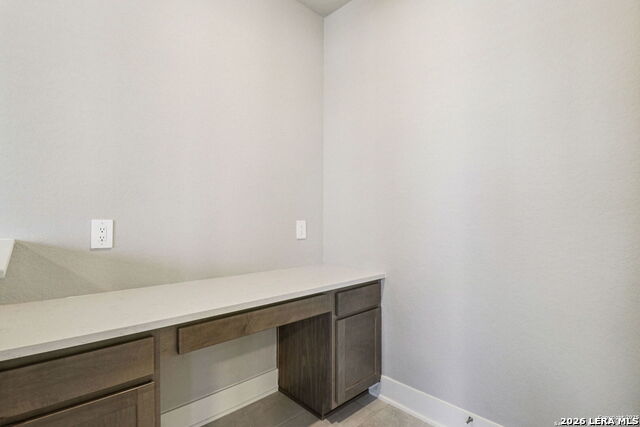 Image 17 of 37 For 5707 Beths Wy