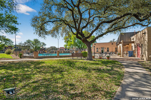 Image 24 of 33 For 6750 Crown Ridge