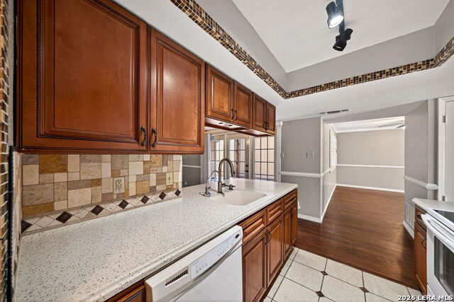 Image 8 of 33 For 6750 Crown Ridge