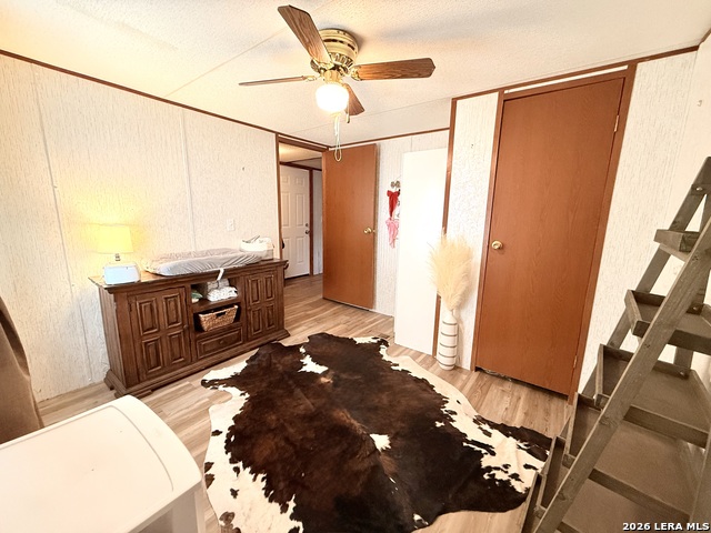 Image 13 of 35 For 721 Oak Dr  