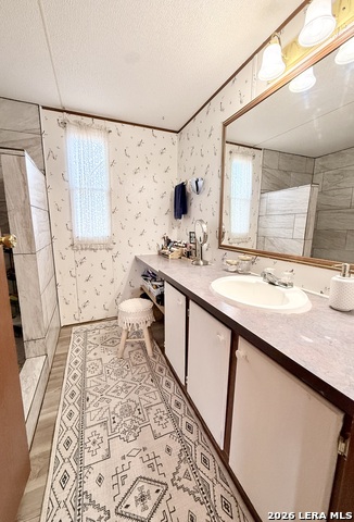 Image 18 of 35 For 721 Oak Dr  