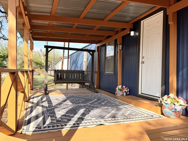 Image 21 of 35 For 721 Oak Dr  